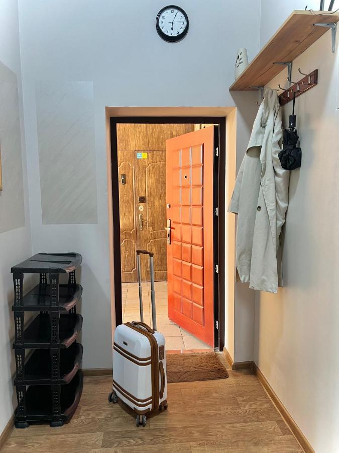 Hostel On Universytet เคียฟ ภายนอก รูปภาพ